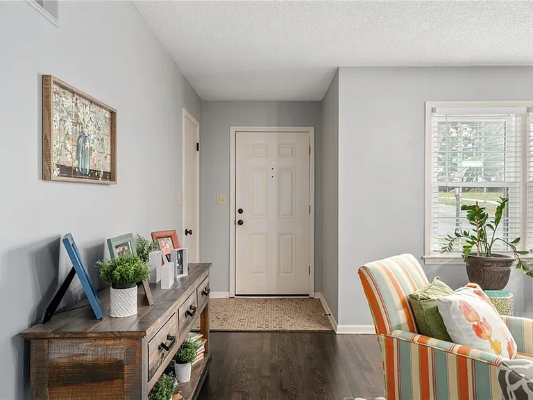 8830 Ivanhoe Trl — Photo 3