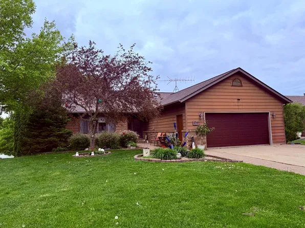 430 2nd St SE, Plainview, MN 55964