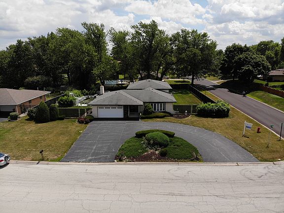 2nd image of 8609 W 91st St