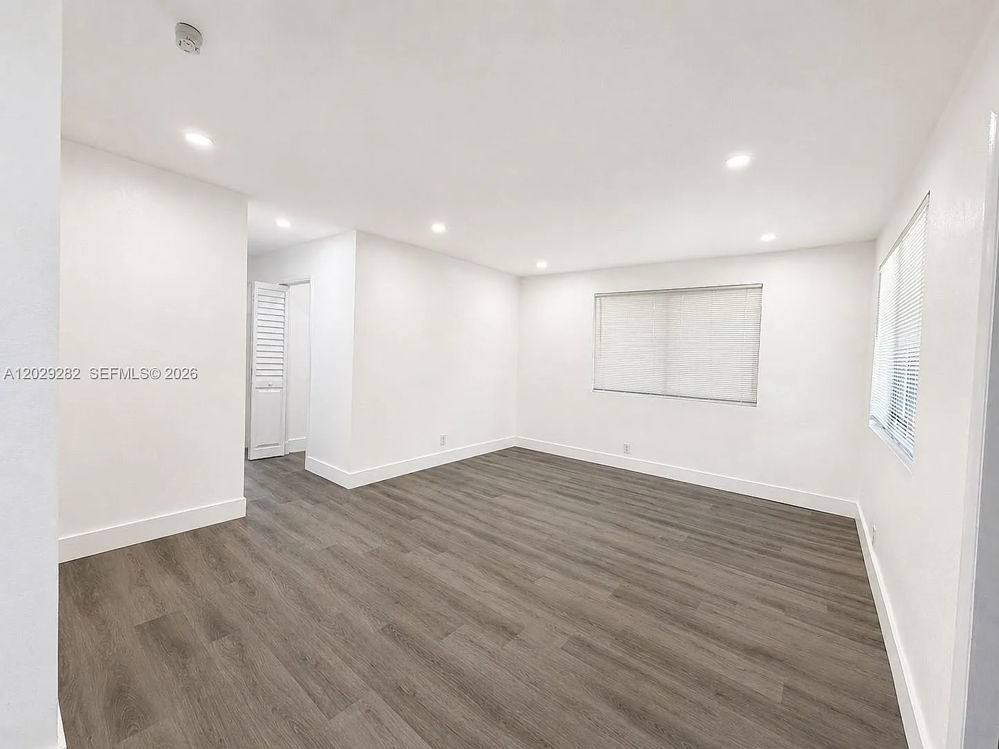 2 bed, 1.0 bath, 718 sqft, $1,850 — Photo 4