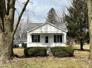 628 N Stuart St, Witt, IL 62094