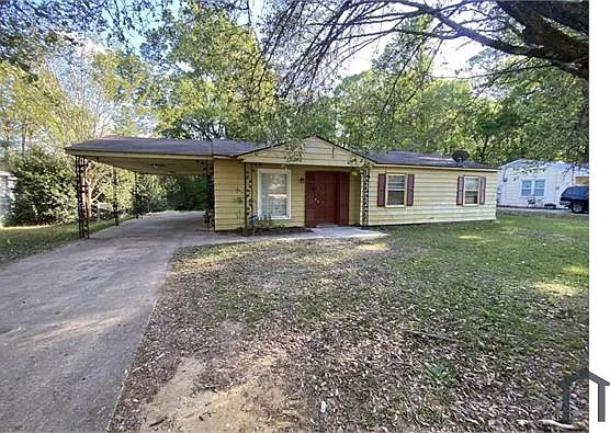 3540 Farwood Dr — Photo 1