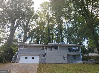 1383 Hammack Dr, Morrow, GA 30260