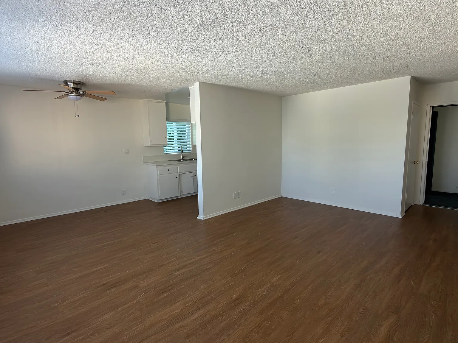 946 S Arapahoe — Photo 4