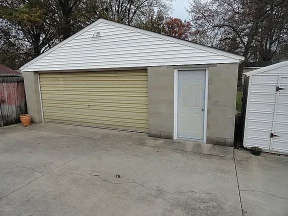 5531 Halstead Ave — Photo 16
