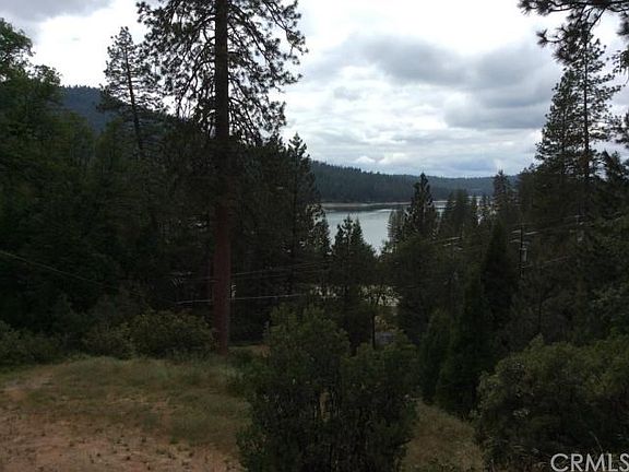 3rd image of 38793 Fawn Point Ln