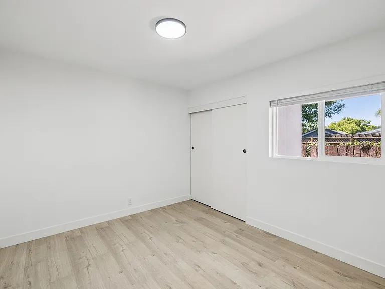 Davis 1120 — Photo 10