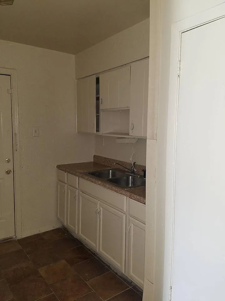 2 bed, 800 sqft, $795 — Photo 4