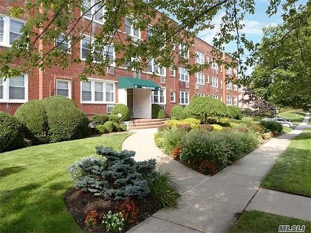 1st image of 101 2nd St APT B5