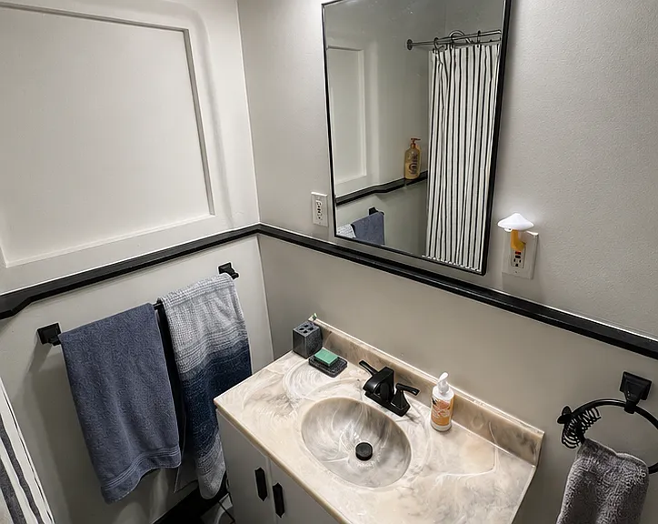 1007 Hazel Ct #1 — Photo 6