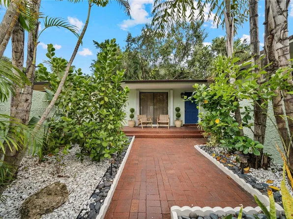 2955 Whitehead St #2955, Miami, FL 33133