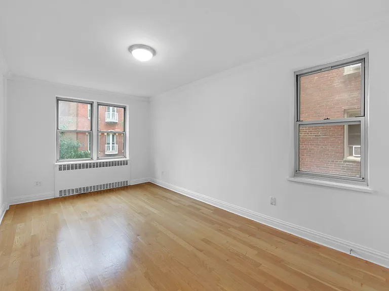 330 E 63rd St #5F — Photo 8