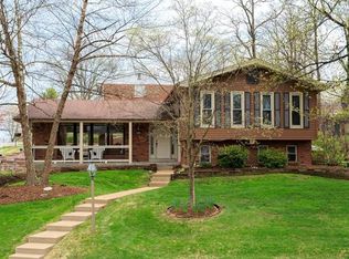 9000 Sky Crest Dr, Saint Louis, MO