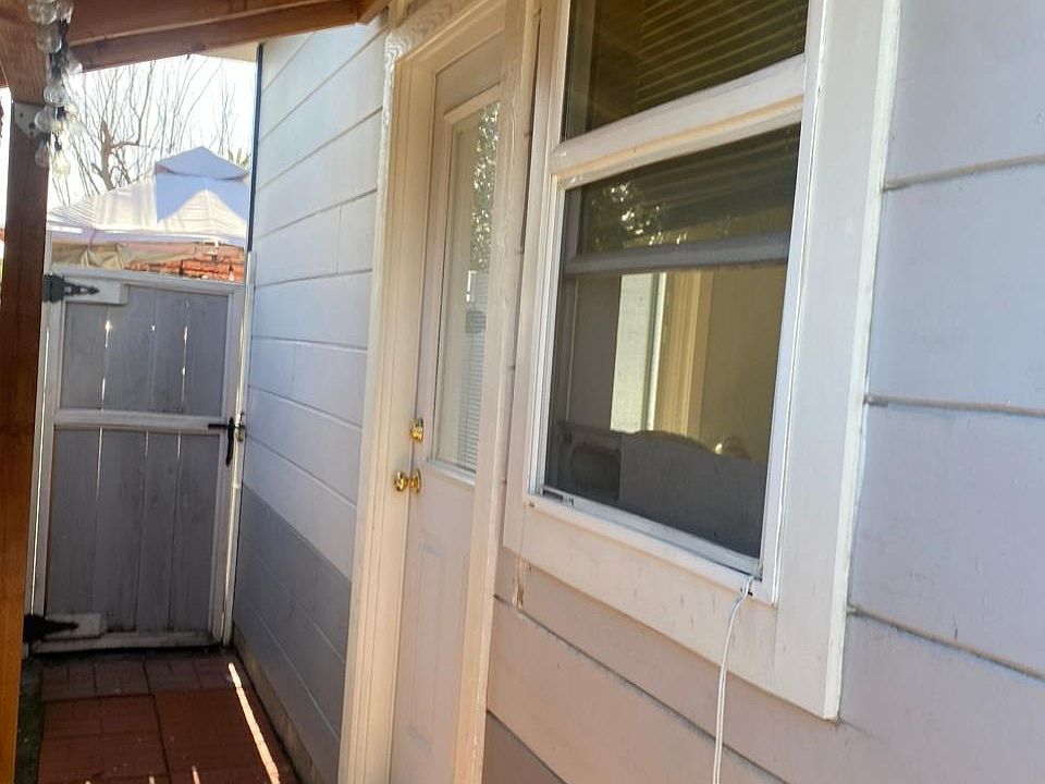1st image of 1320 Eleanor Way #1