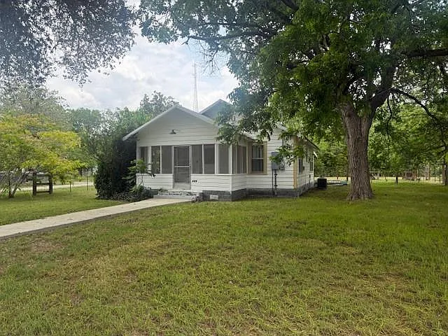 220 N Main St — Photo 2