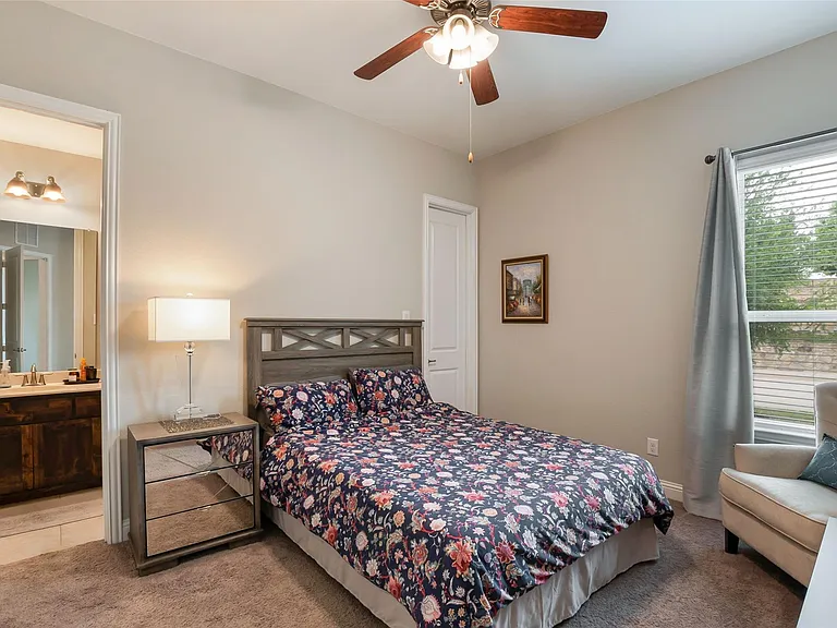 12818 Caterpillar Dr — Photo 19