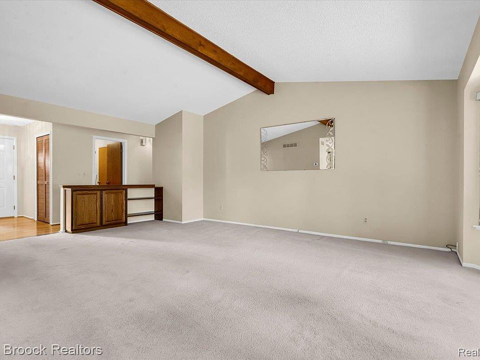 1032 Oak Pointe Dr, photo 8