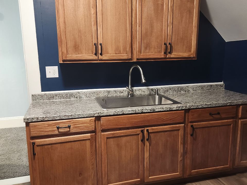 1st image of 13A King St