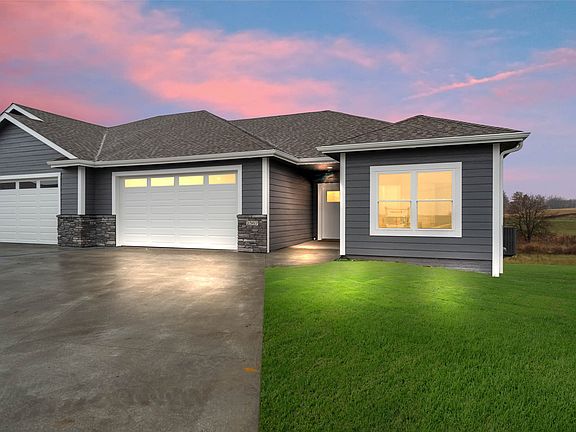 2nd image of 2367 N 10th Ave E