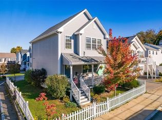 72 Pleasant St, Providence, RI 02906