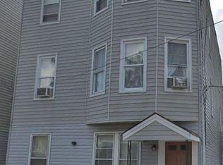 71 Prospect St, Garfield, NJ 07026