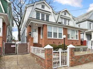 620 E 43rd St, Brooklyn, NY 11203