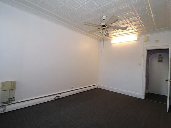 Livingroom (1/2)