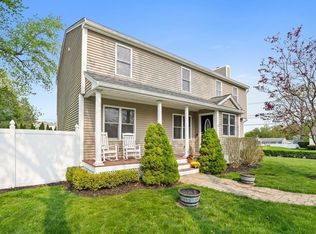 3 Florence St, Littleton, MA 01460