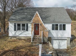 517 N State Rd, Cheshire, MA 01225