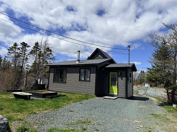 3rd image of 33 Bever Pond Road