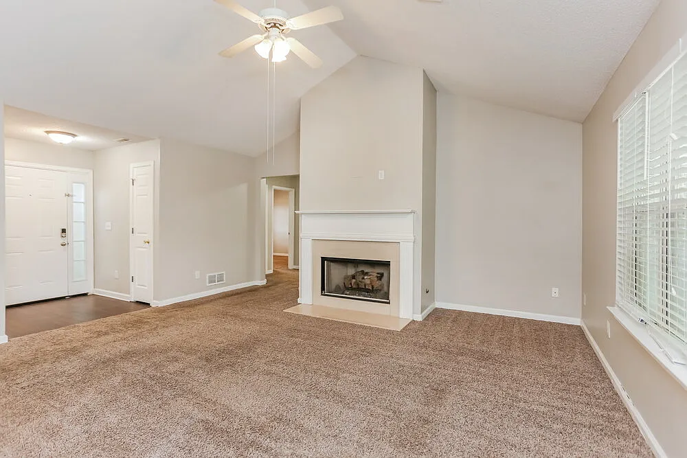3 bed, 2.0 bath, 1485 sqft, $1,885 — Photo 4