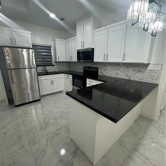 913 N Blair Ave #1 — Photo 3