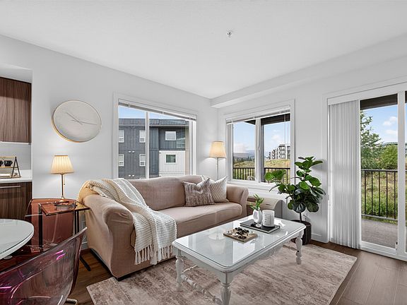 5th image of 881 Academy Way #312