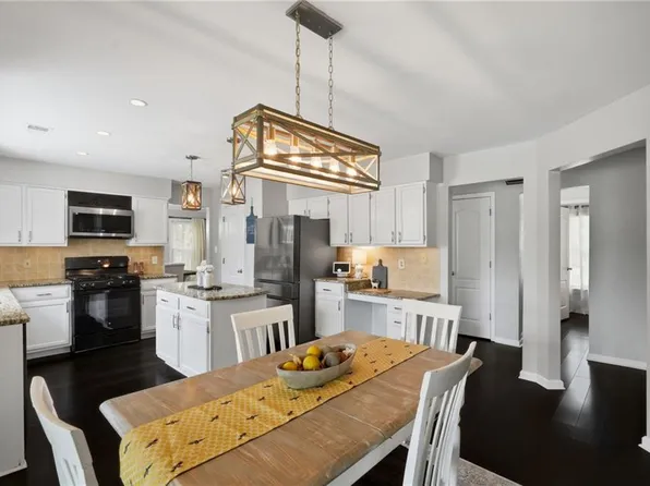 705 Turnbuckle Ct, Chesapeake, VA 23322