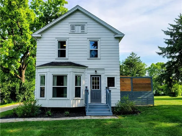 3689 W National Rd, Springfield, OH 45504