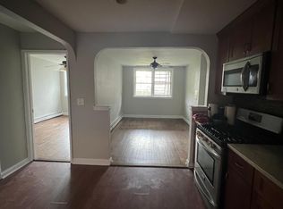 982 Rhinelander Ave, Bronx, NY 10462