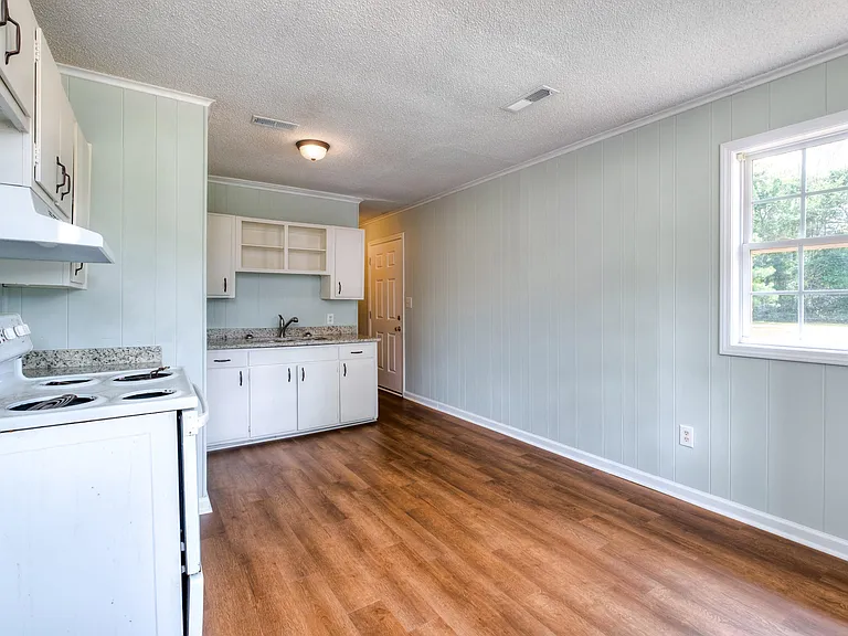 3640 Lindella Rd — Photo 11