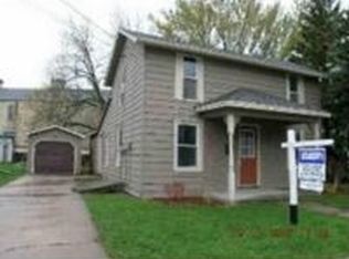 317 W Fulton St, Edgerton, WI 53534