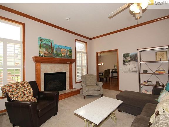 4th image of 1574 Carriage Ct