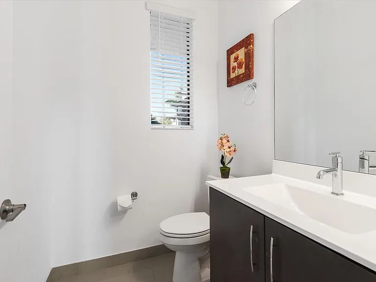 10830 Moore Dr — Photo 21