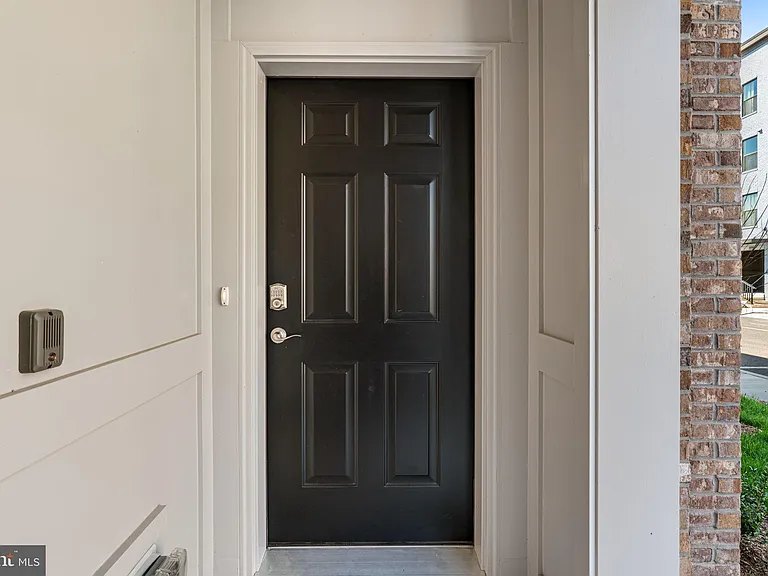 American Pharoah Ln — Photo 3