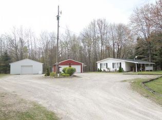 4924 Jones Rd, Beaverton, MI 48612