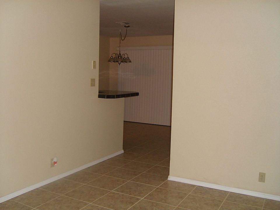 1st image of 9023 W Elm St Unit 4