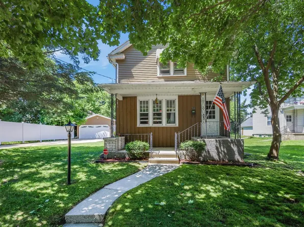 712 North 5th STREET, Manitowoc, WI 54220