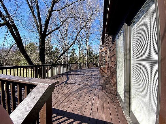 Rear Deck
