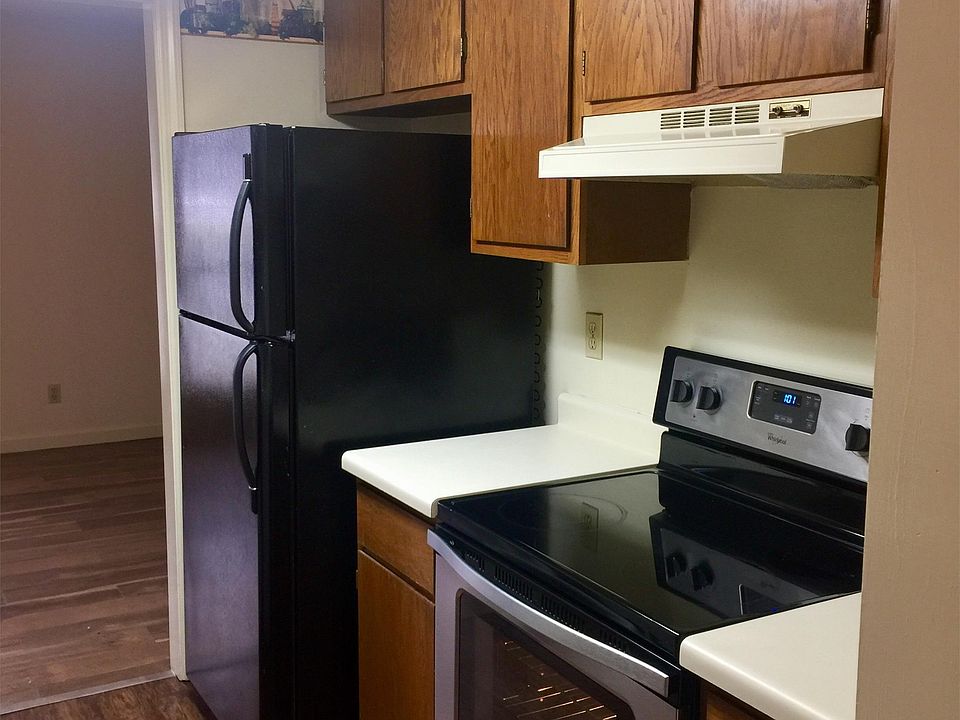 1st image of 9020 Countryside Ln #C