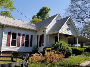 694 J T Riggs Rd, New Hope, KY 40052