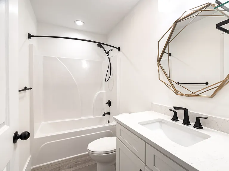 10047 Noriega Dr — Photo 15