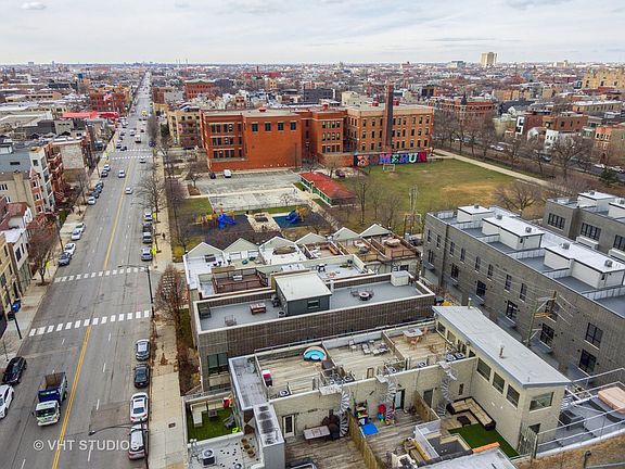 4th image of 1416 W Grand Ave