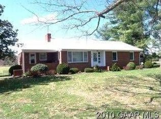 2747 Lyndhurst Rd, Waynesboro, VA 22980